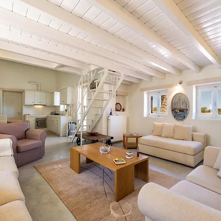 Filizi - Filizi Naoussa Paros Villa Santa Maria (Paros)
