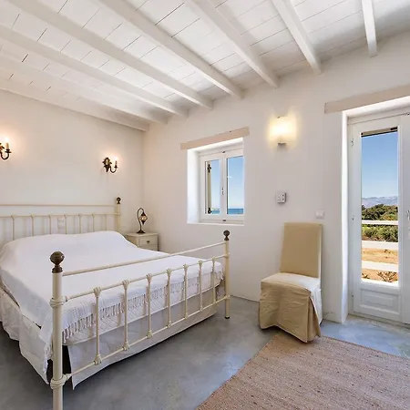Filizi - Filizi Naoussa Paros Villa