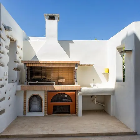 Filizi - Filizi Naoussa Paros Santa Maria (Paros)