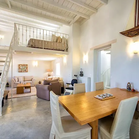 Filizi - Filizi Naoussa Paros Villa